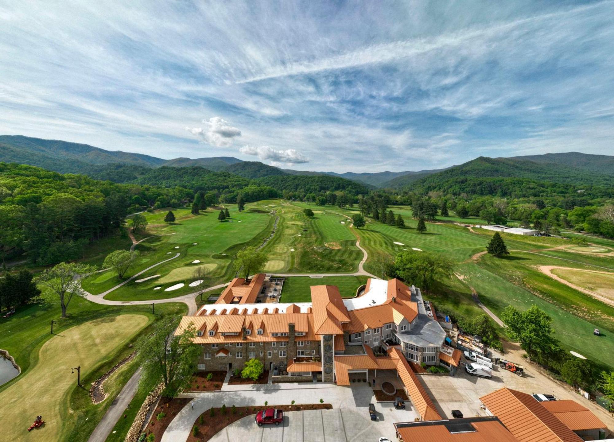 Waynesville Inn And Golf Club, Tapestry Collection By Hilton Экстерьер фото
